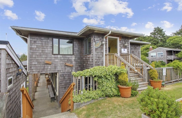 The Loft - Beachcomber Vacation Homes