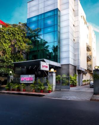 The Lotus Apartment hotel, Burkit Road