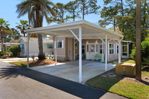 The Love Shack (2/2)
