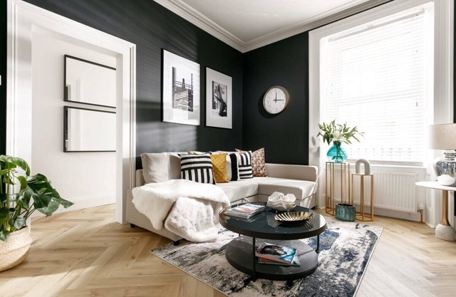 The Luxe Experience House | Central Plymouth | 8