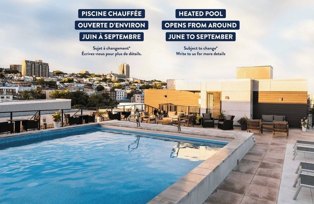 The Montcalm | 2 Parking | Pool and BBQ | AC