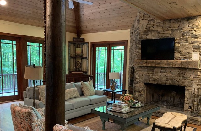 The Mountain Retreat - Highlands Plateau - Private Vineyard Getaway