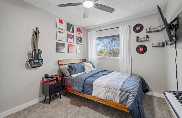 The Music House – Dog-Friendly Retreat with Hot Tub & Musical Vibes
