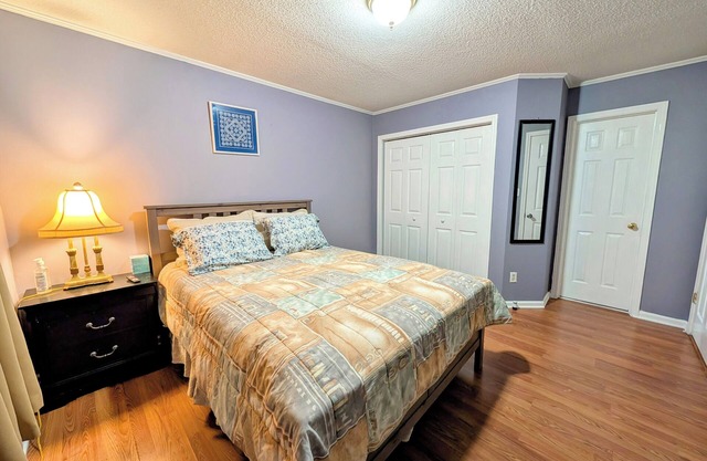 The National Whitewater-Charming house with WiFi, and AC in lovely Charlotte!