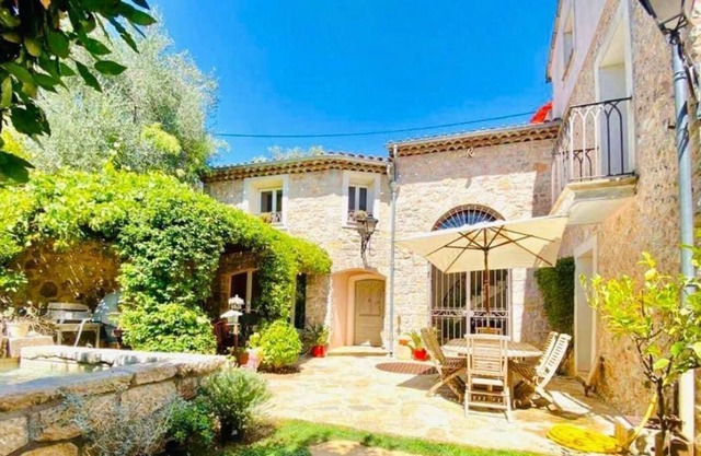 "The Old Mas Saint-Jacques"