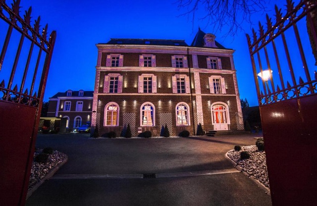 The Originals Boutique, La Maison Rouge, Lens Ouest