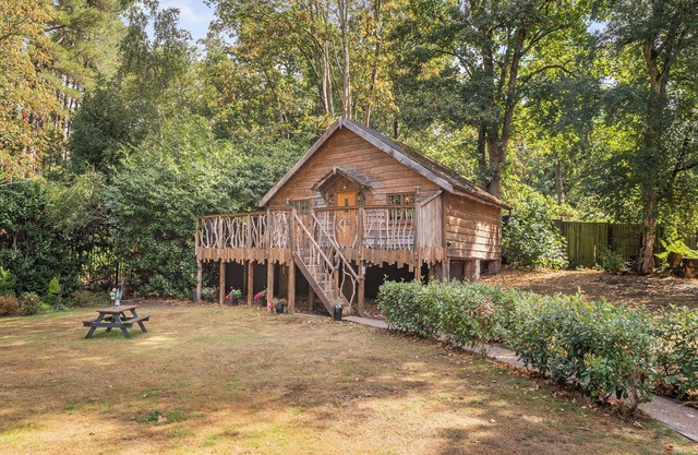 The Retreat - UK50421