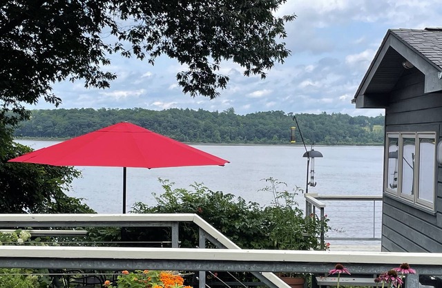 The Riverview between Kingston and New Paltz