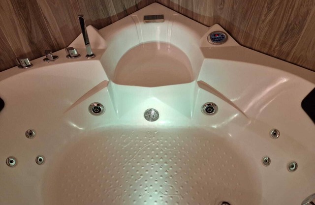 THE SEA OF ROME LUXURY "MUGHETTO"