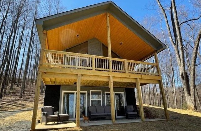 The Speckled Owl Cabin