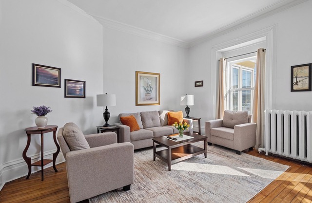 The Suites on Olde King Square Downtown Ch'town