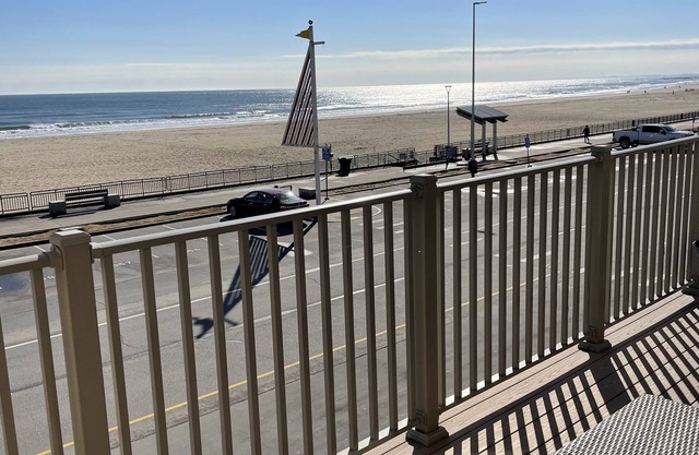 The Surf - steps to the beach