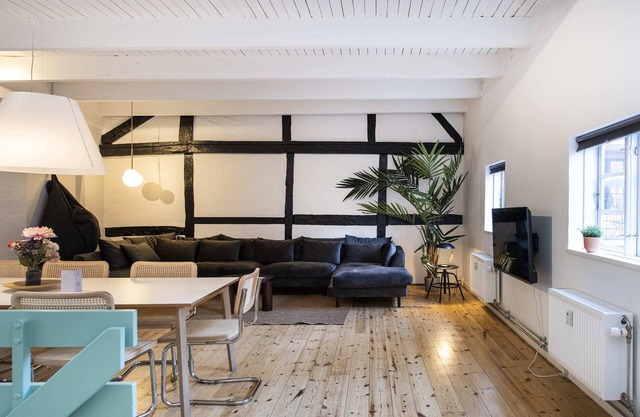 The Townhouse by Daniel & Jacob's