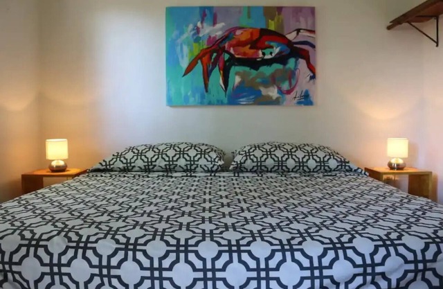The travelers home in Historic San Jose Downtown!nn
