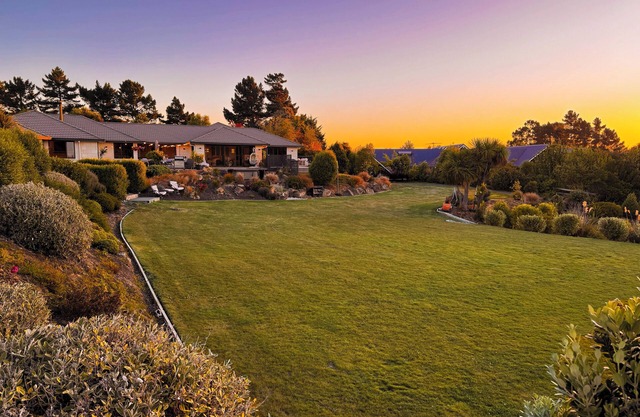 The Ultimate Home away from Home - Perfect for Families and Groups!