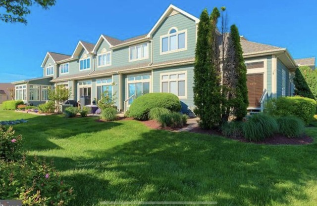 The Villa at Cottonwood Lane
