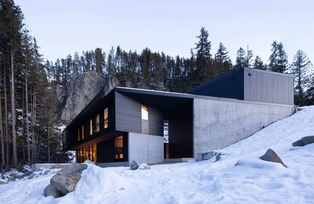 The Wedge by Boutique