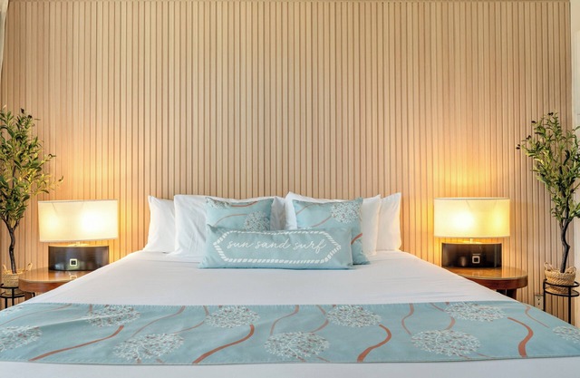 The Whaler On Ka'anapali Beach, Partial Ocean View, 3 beds, sleeps 6, has AC