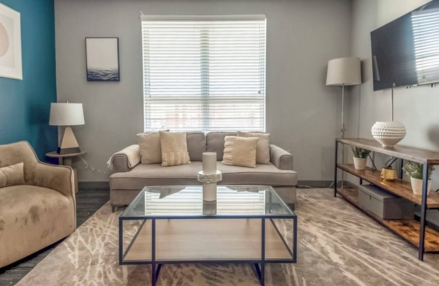 TheNine 4BD 2 - Four Bedroom Apartment, Sleeps 8