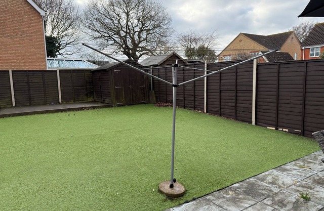 Theo's Nook, Beautiful 4 Bedroom House, Sleeps 6 in Hopton-On-Sea!