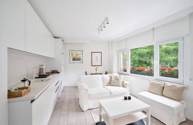 This apartment is a 1 bedroom(s), 1 bathrooms, located in Beşiktaş, İstanbul.