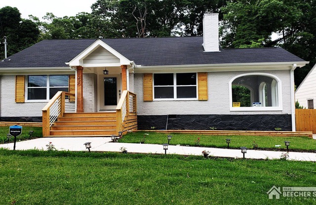 This completely 🏚 renovated 🏡 open concept home!