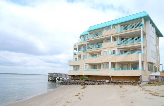 This unit has the best of all worlds that Sea Isle City has to offer