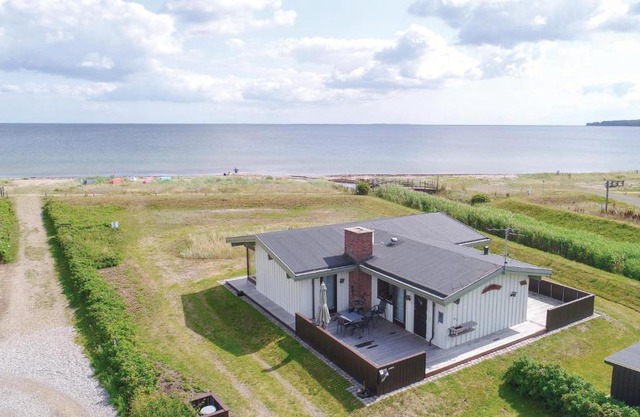 Three-Bedroom Holiday Home Juelsminde With Sea View 09