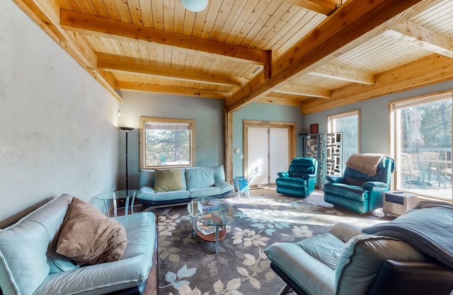 Three-story, dog-friendly house with WiFi & private W/D