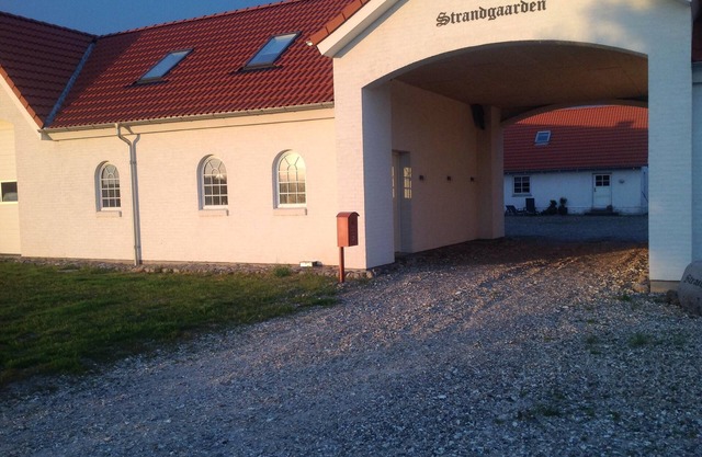 Thy. Holiday apartment directly by the fjord. Price incl heating, electricity, linen towels