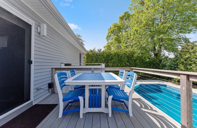 Tides Away: Heated Pool ~Hot Tub~Bring Fido