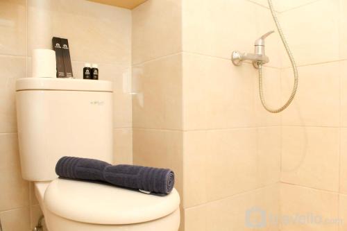 Tidy and Homey Studio Apartment at Mustika Golf Residence By Travelio