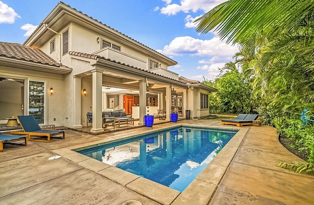 Tiki Villa in Poipu 5 Bd/4Bth, Pool & AC Sleeps16