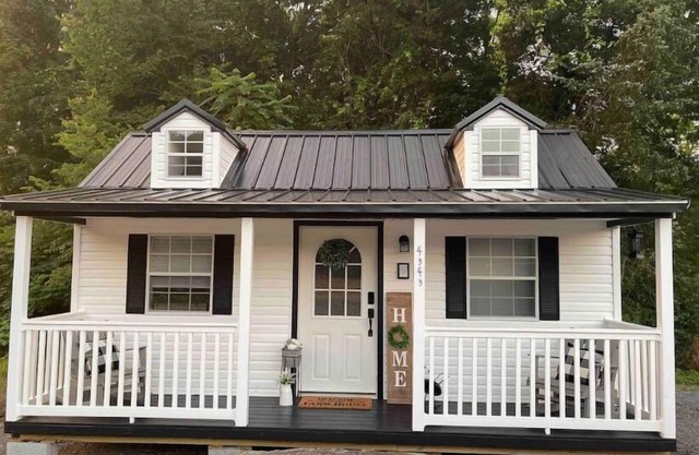 Tiny Farmhouse