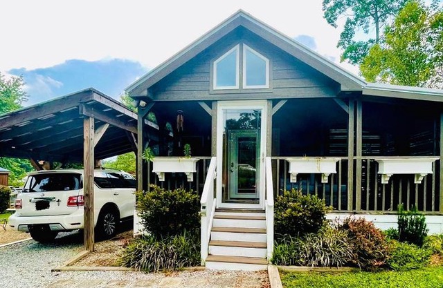 Tiny Home, Big Escape