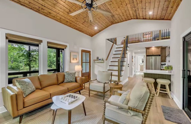 Tiny Home Getaway/Lake Access and Fire Pit