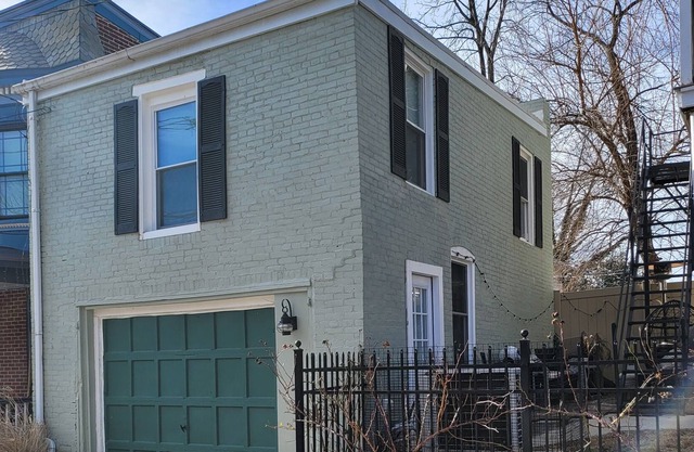 Tiny house in Old Brandywine Village