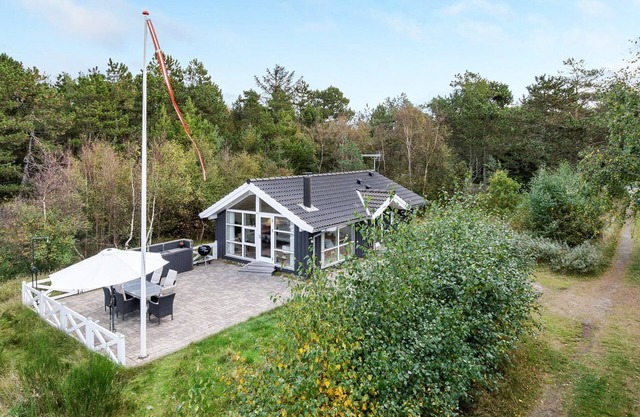 "Tishon" - 100m from the sea by Interhome