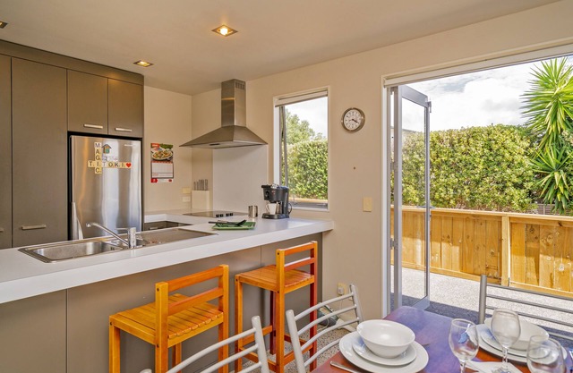 Titoki Magic - Matarangi Holiday Home