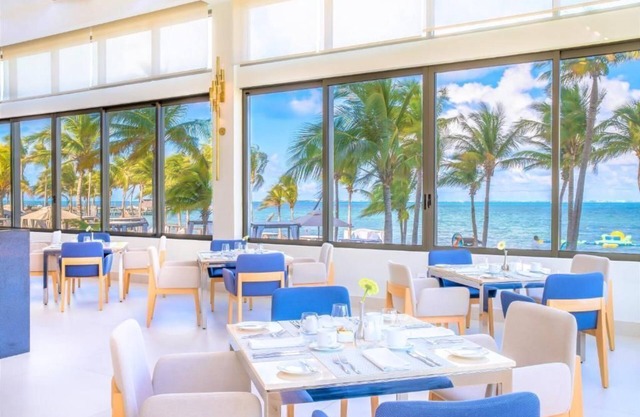 tnElite 5 Star Ocean Front Vacation Properties at Garza Blanca Cancun