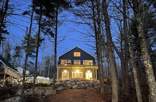 Toddy Haven, a lakeside getaway on Toddy Pond, close to Bar Harbor/Acadia.