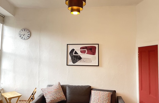Tollcross Studio Flat