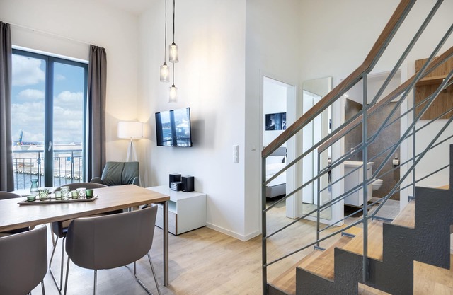 Top-apartment mit Galerieschlafzimmer, Dachterrasse und Einmaligem Hafenausblick