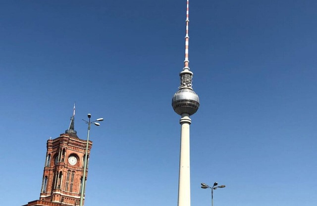 TOP SPOT MITTE . THE PLACE TO BE !