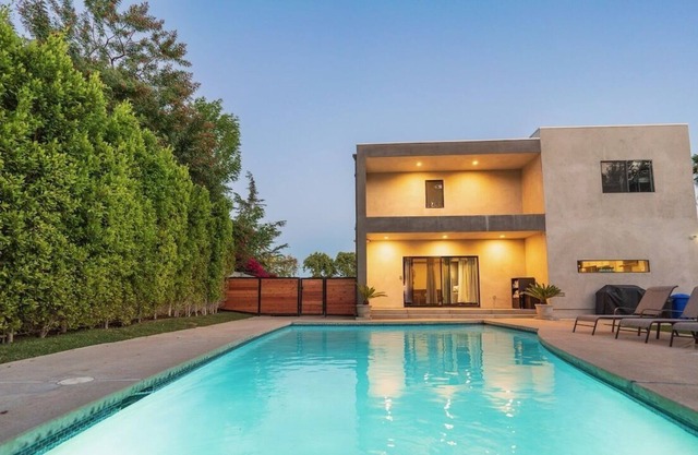 Topanga Cabana L.A. City Modern Pool