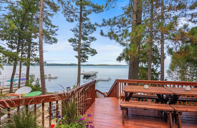 TORCH LAKE TREASURE S