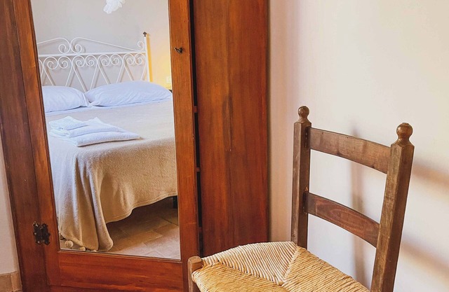 "Torre" apartment with double bedroom e and two single beds