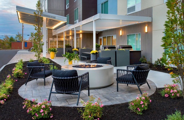 TownePlace Suites by Marriott Portland Airport ME
