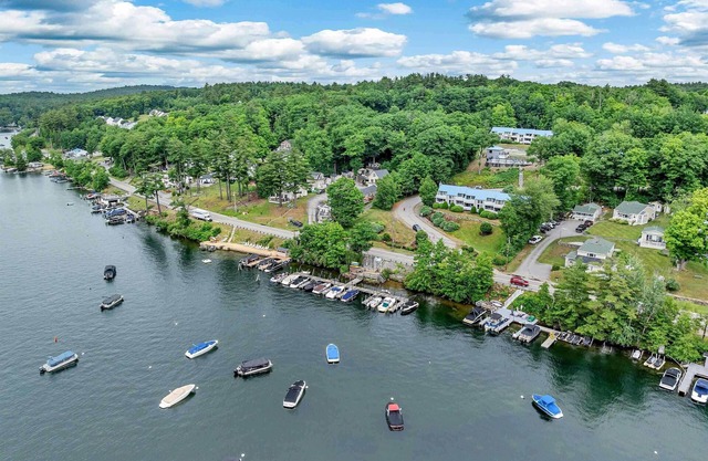 Townhome w/amazing Paugus Bay - Lake Winnipesaukee - Views