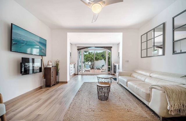 Townhouse Los Arcos Patio Pool Charming